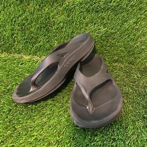 Oofos Original Unisex Recovery Thong Flip Flop Black Womens Size 8 EU 38 Mens 6